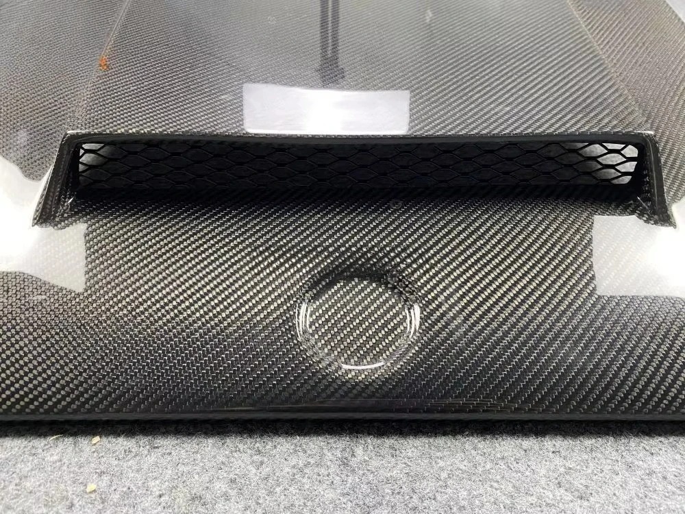 Auto Accessories Carbon Fiber Front Engine Hood Vent Cover for  G-Class W463 G500 G550 G55 G63 Car Hood